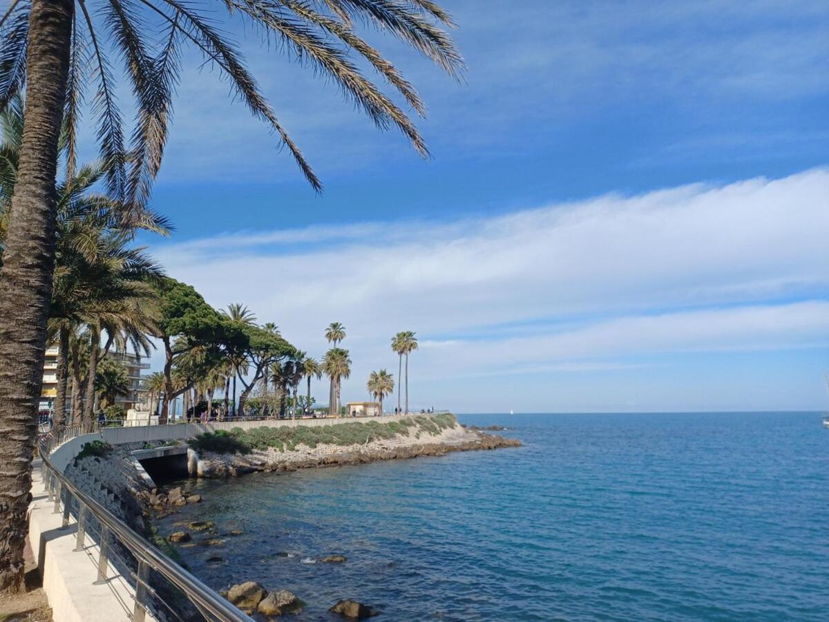 Juan Les Pins Tanit Studio Climatise Vue Sur Mer Piscine Antibes Dış mekan fotoğraf